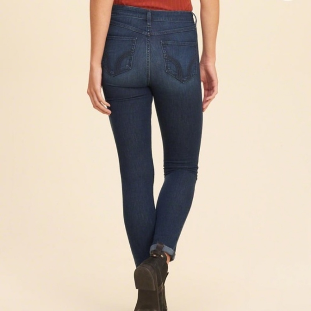 HOLLISTER | High-Rise | Jean Legging w/Stretch